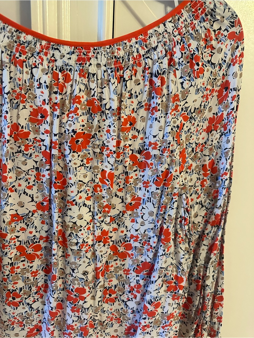 Jones New York Red & Cream Floral Button-Front Blouse - Picture 12 of 12